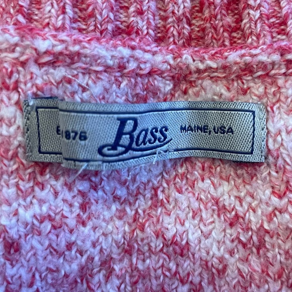 Bass pink & white heart patterned sweatshirt - Picture 3 of 3